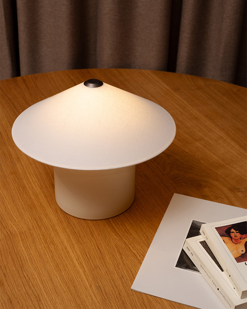 FUTÉ / Table 350