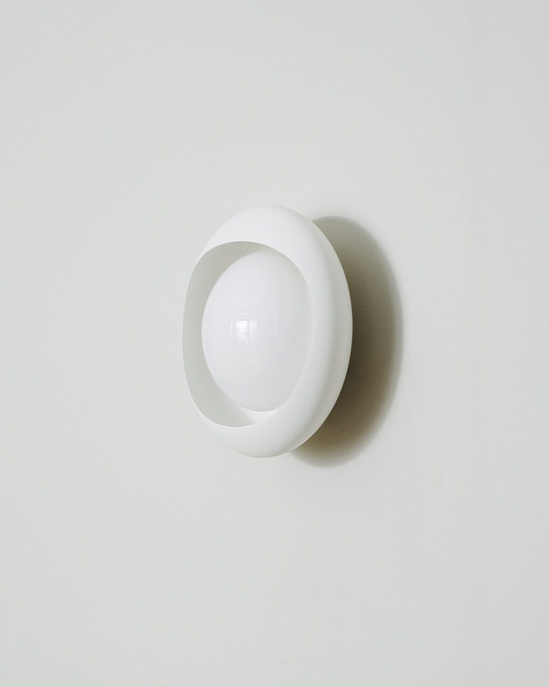 CORNEA / Wall 150
