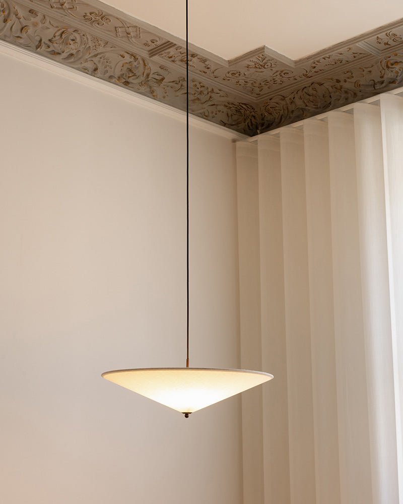 FUTÉ / Pendant 600